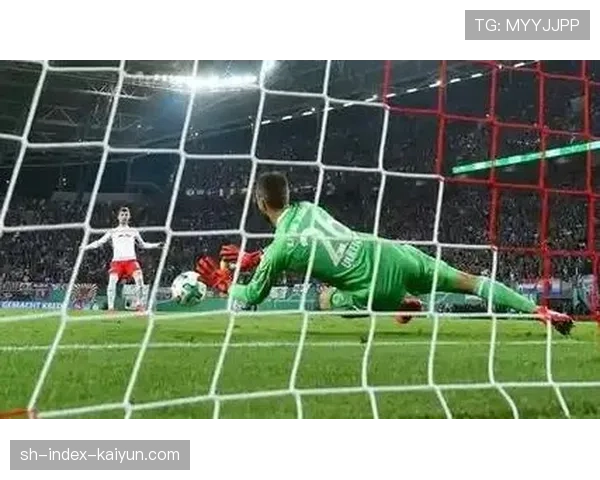 拜仁官方确认:穆夏拉因肌肉疲劳将缺席本轮对阵莱比锡关键战 拜仁官方确认:穆夏拉因肌肉疲劳将缺席本轮对阵莱比锡关键战